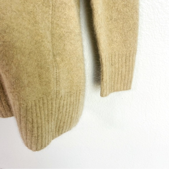 C.T. Plage Camel Raccoon Fox Turtle Neck Pullover Size 4 - Picture 4 of 7